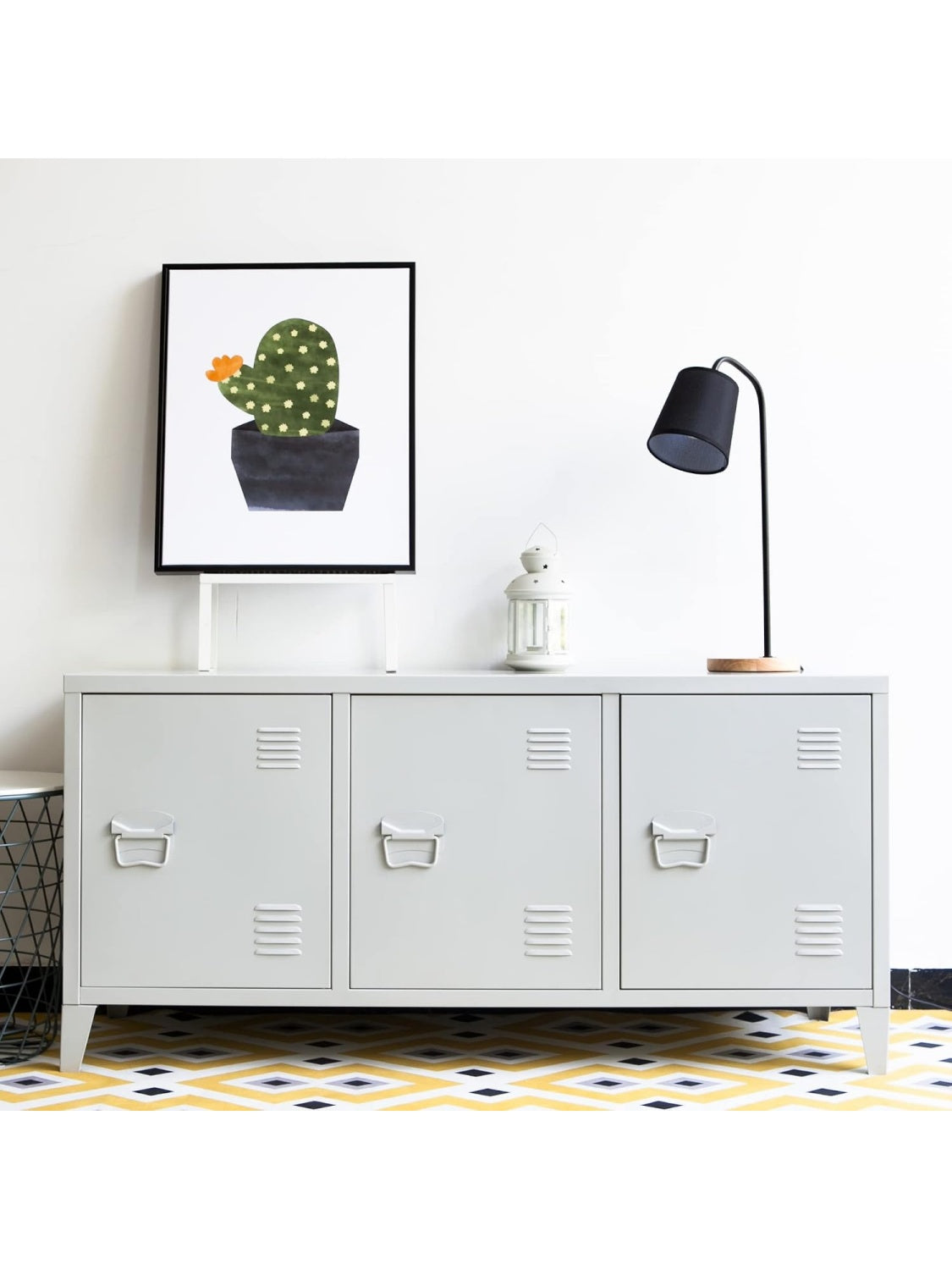 Mueble de TV Metalico con Tres Puertas Compartimentos Cerrados Gestion de Cables y Ventilacion Blanco