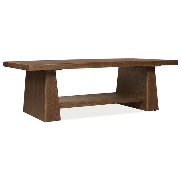 Mesa lateral exterior Cava, arena